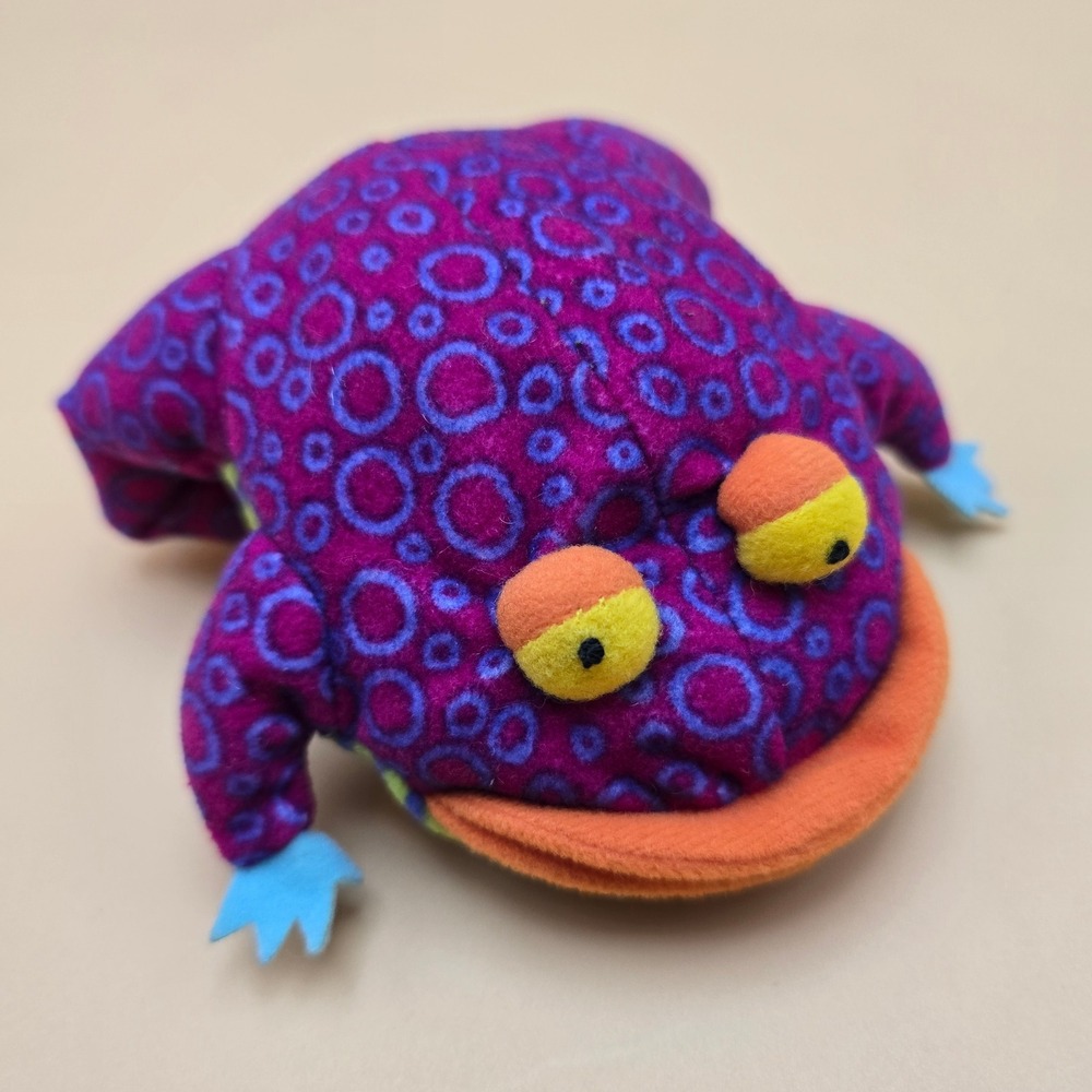 Vintage Manhattan Toy Purple Spotted Frog Plush 2001 Bean Bag Striped Belly 6.5"